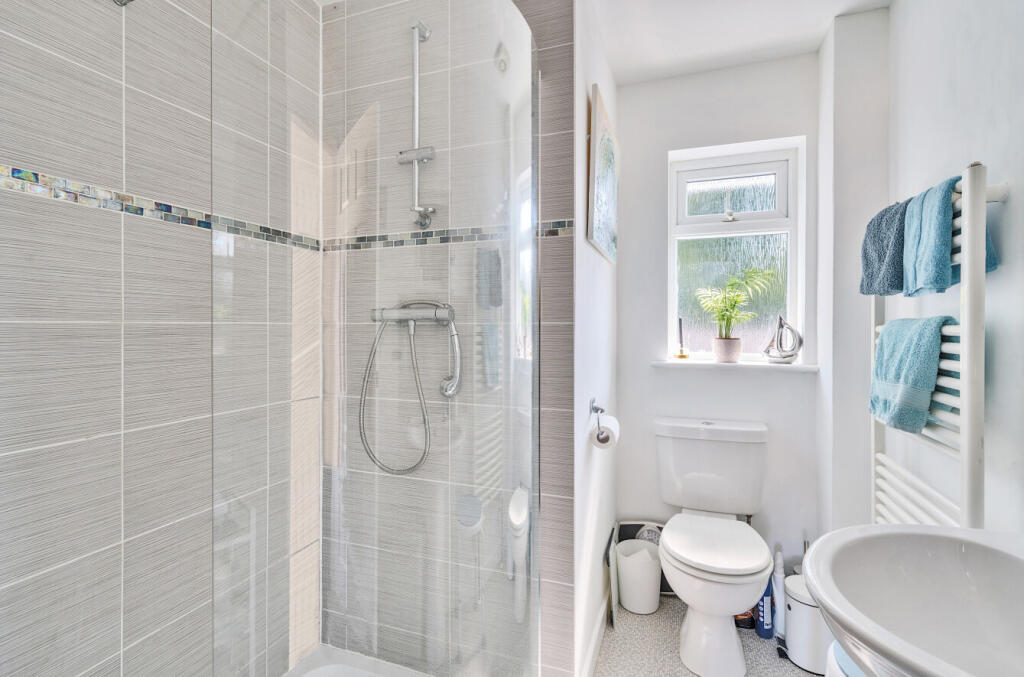 16-681e264351356-...