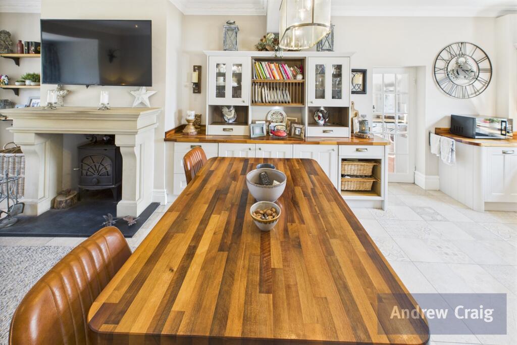 Open Plan Living, Ki