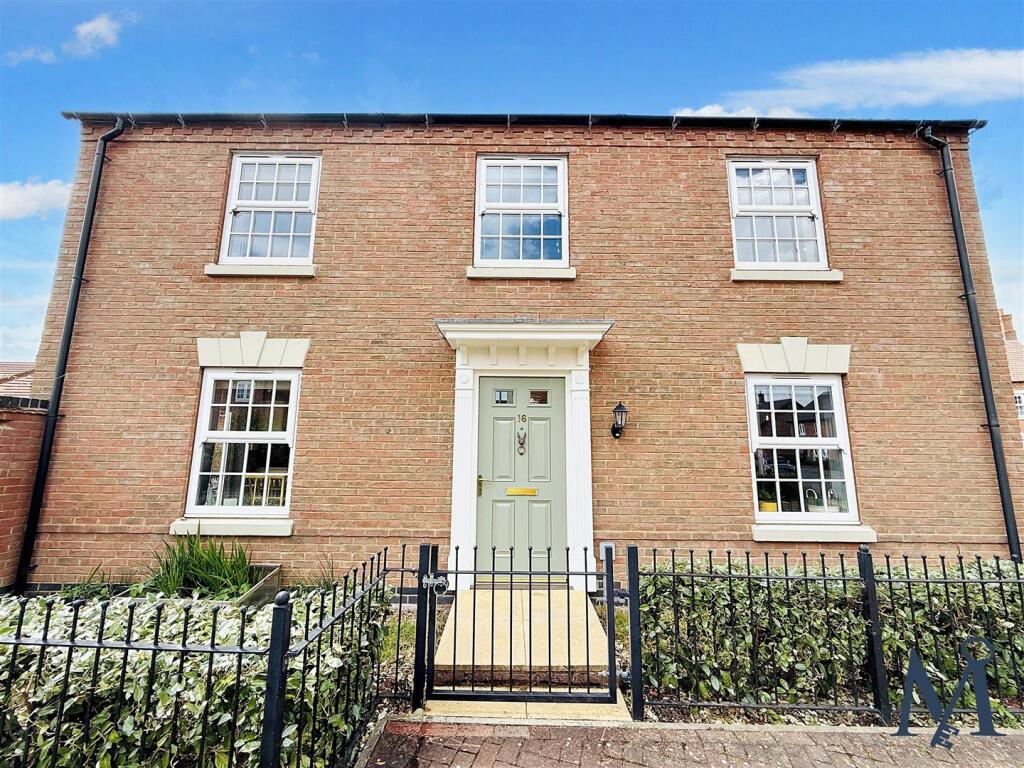 Front &amp; Side Gardens