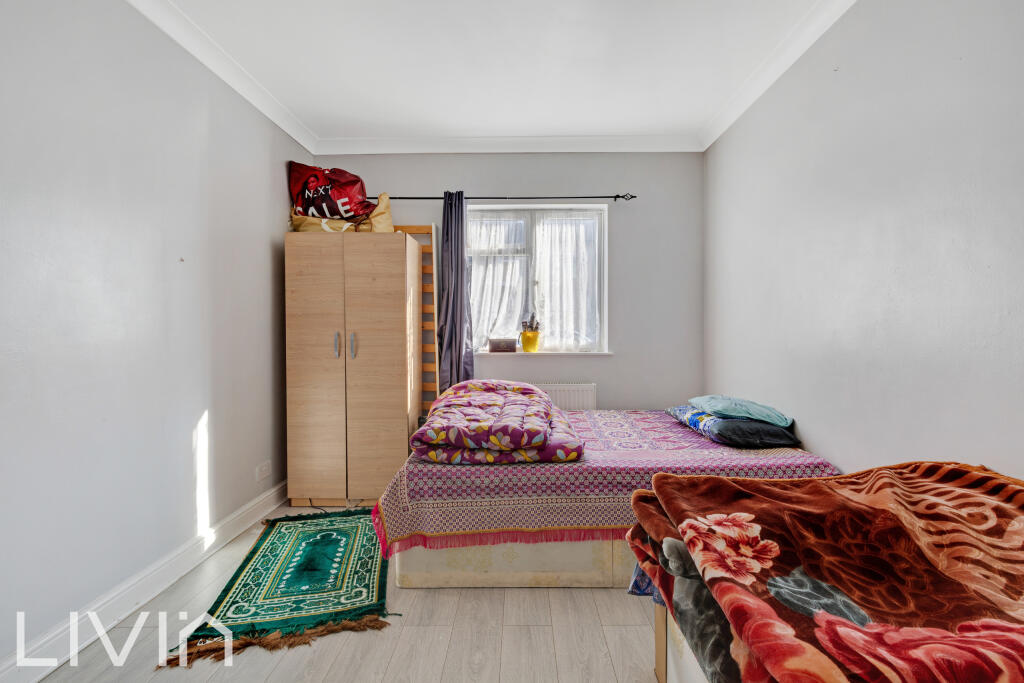 GLOUCESTER ROAD 184, GFF -6