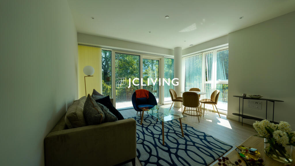 Two bed room, skylark point, N4