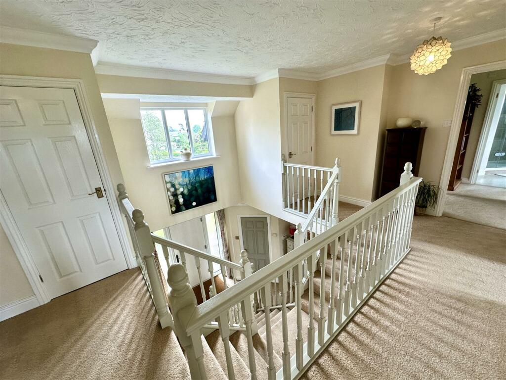 FIRST FLOOR STAIRS AND LANDING