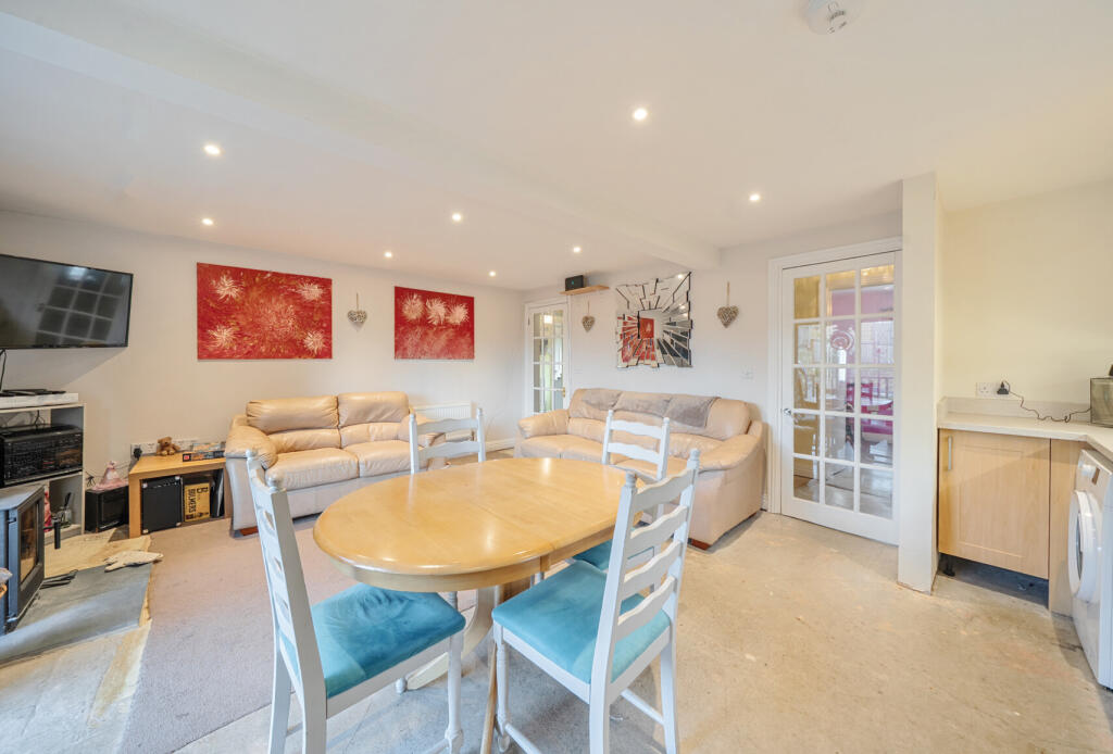 1386025-13-692f17...