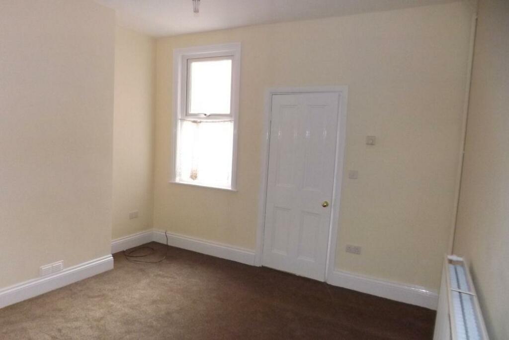 REAR RECEPTION