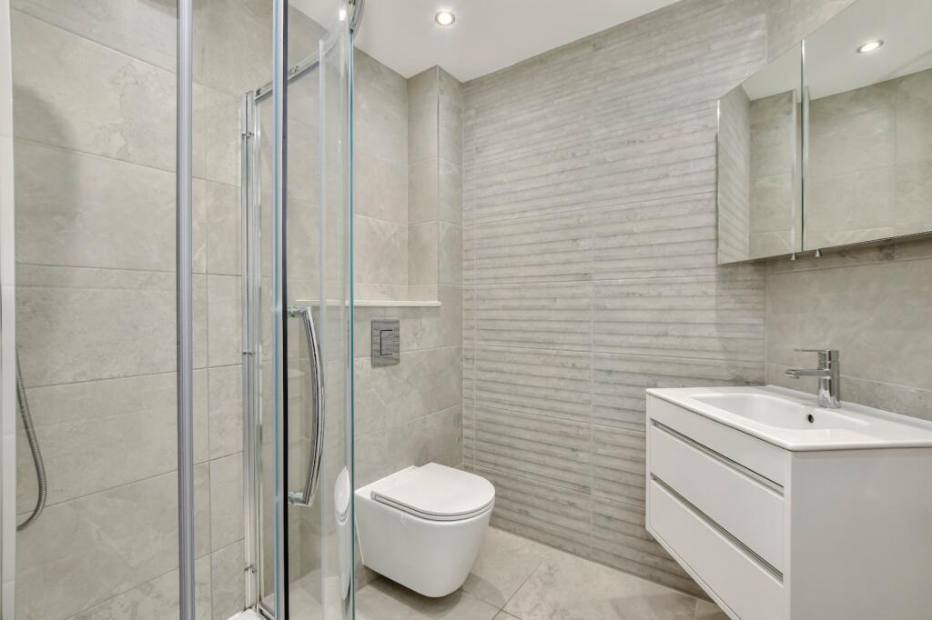 Ensuite Shower
