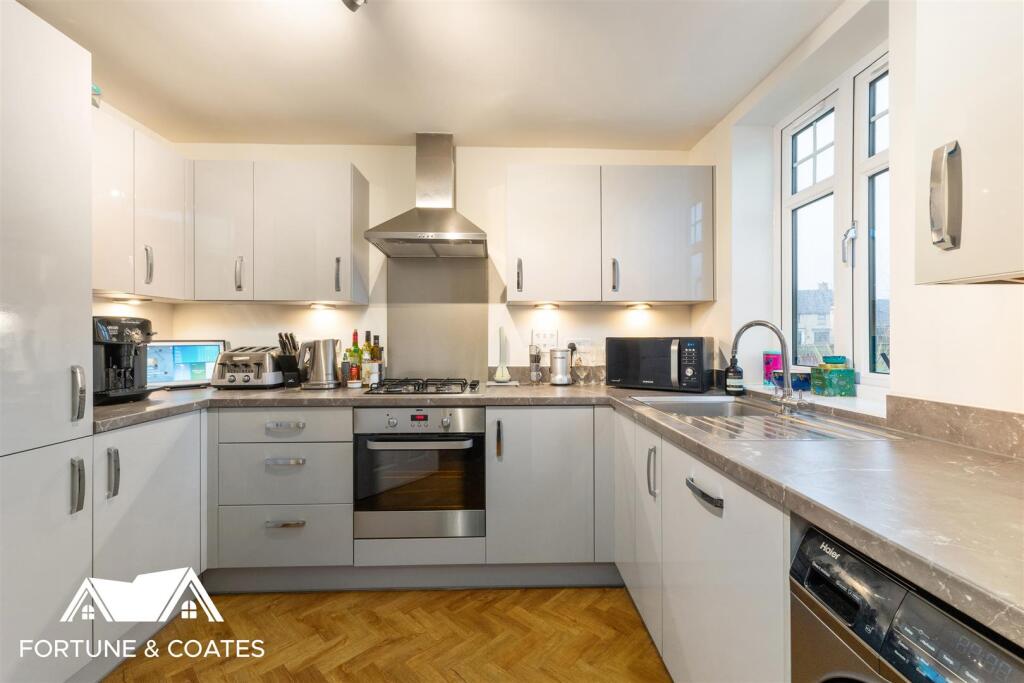 Kelly Gardens_004.jpg