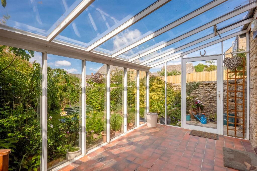 Homend Cottage 1684-4.jpg