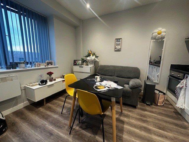Living area (8).jpg