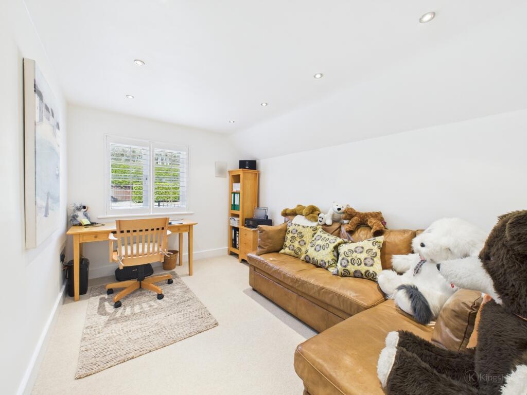Bedroom 5