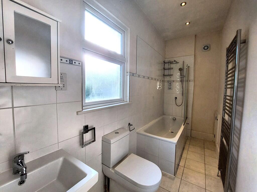 BATHROOM - EDITED