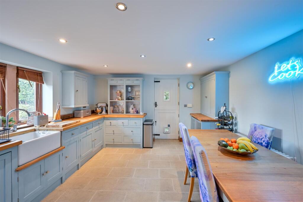 Breakfast Kitchen