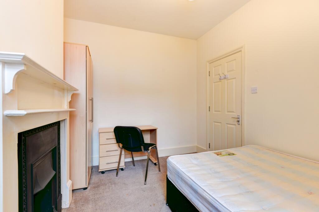 62 Bernard Bedroom 2 (1)