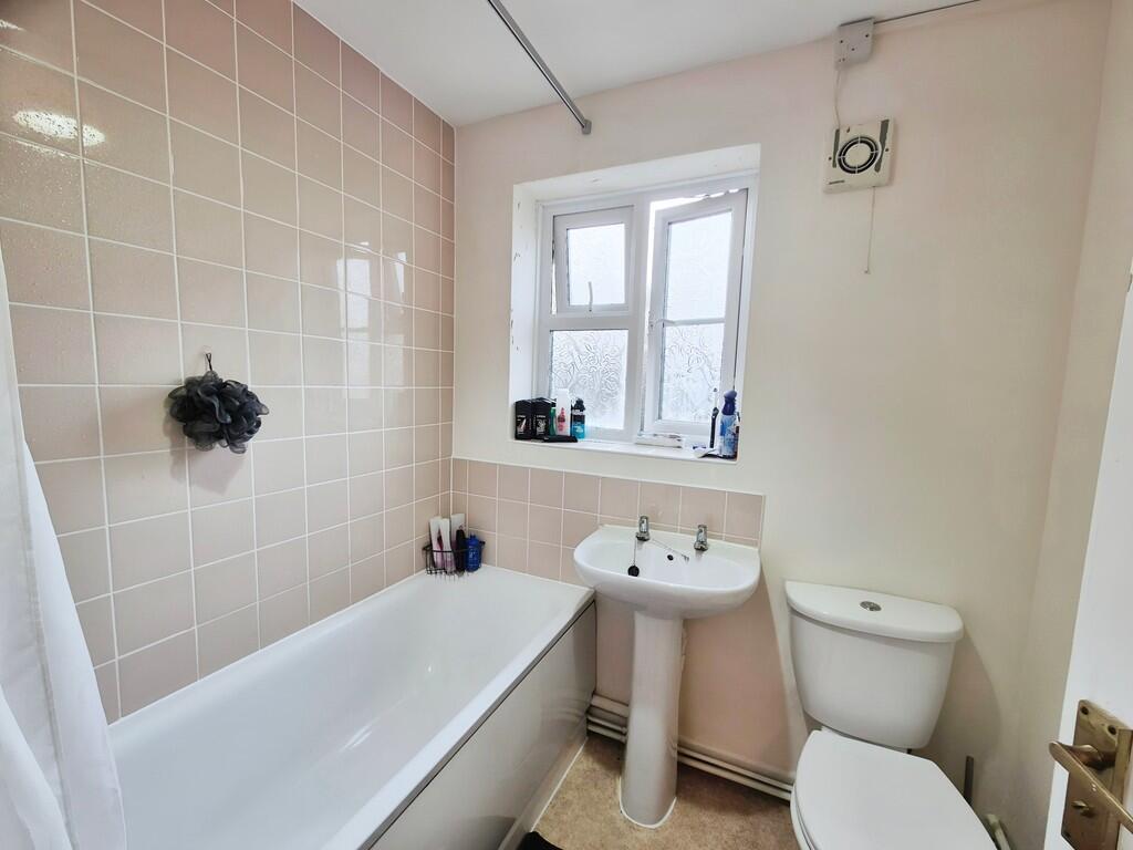 7533a4c9-10000204...