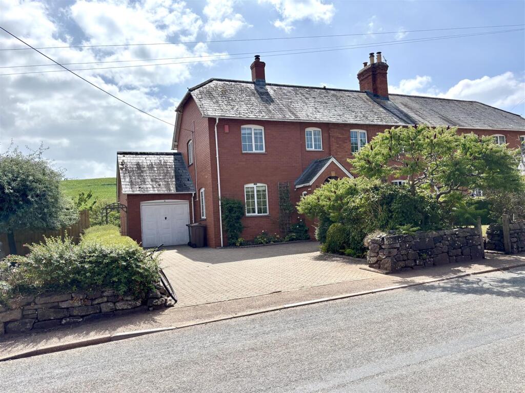 Photo 25-07-2025, 2 40 24 pm.jpg