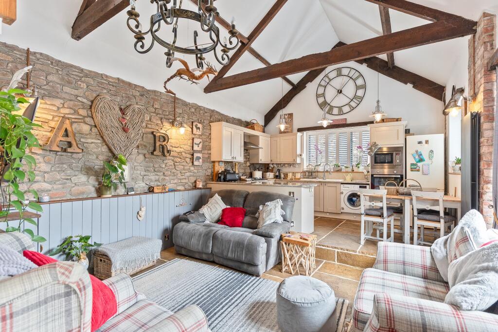 Kitchen/Diner/Lounge