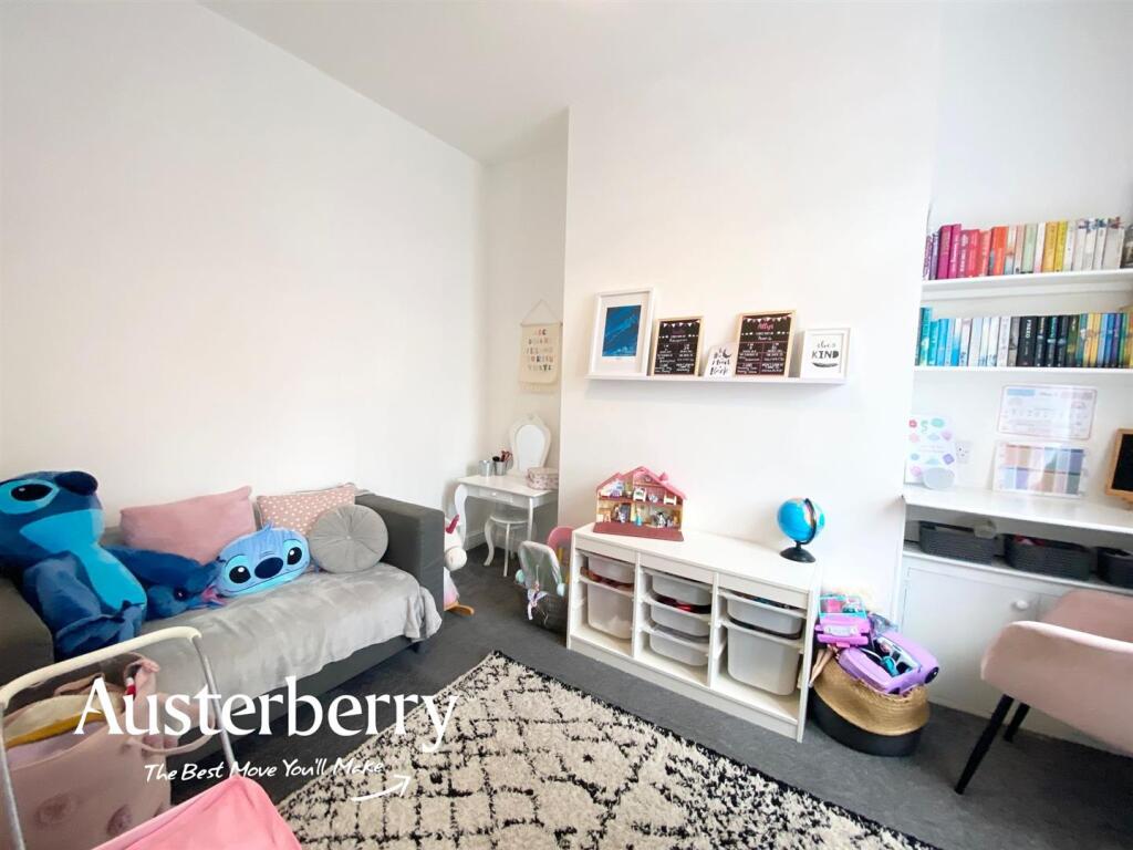 31 Smith Street15.jpg