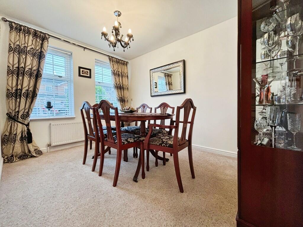 788a87fb-dining 2...