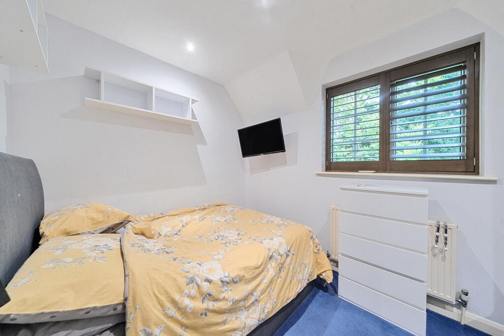 Main - Bedroom
