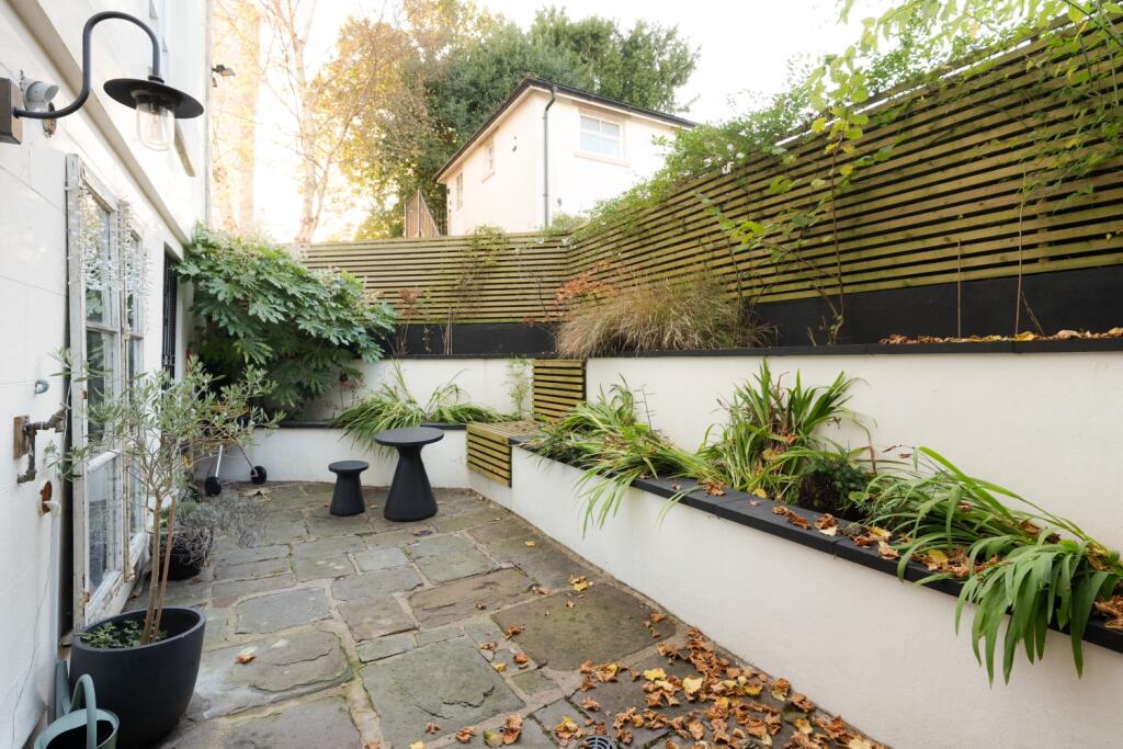 Rear courtyard
