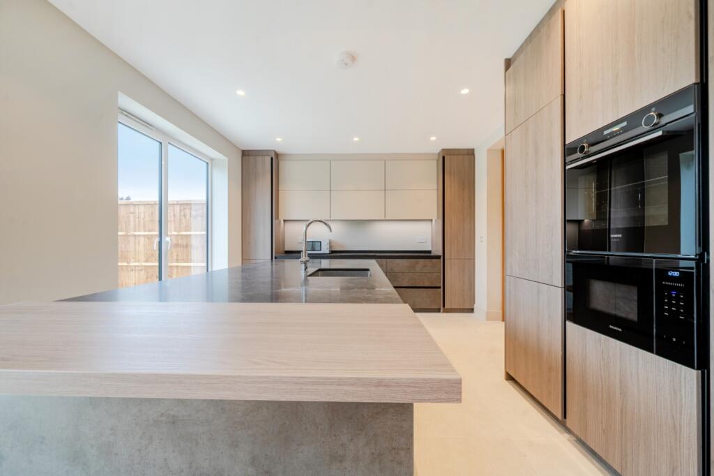 1288914-59-682648...