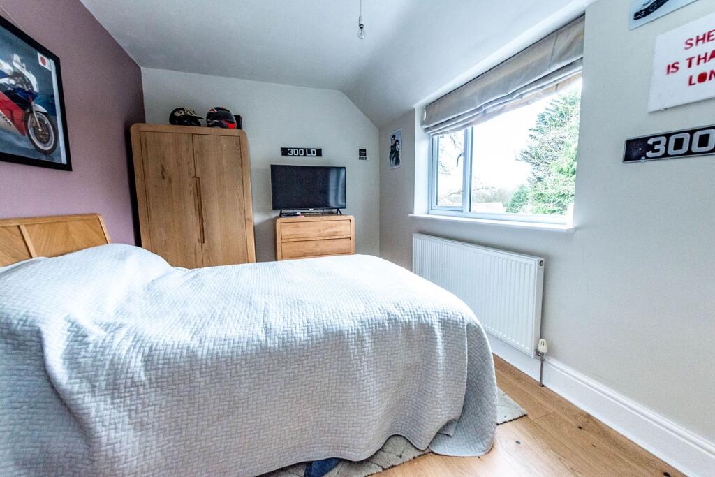 DOUBLE BEDROOMS AND SHOWER ROOM