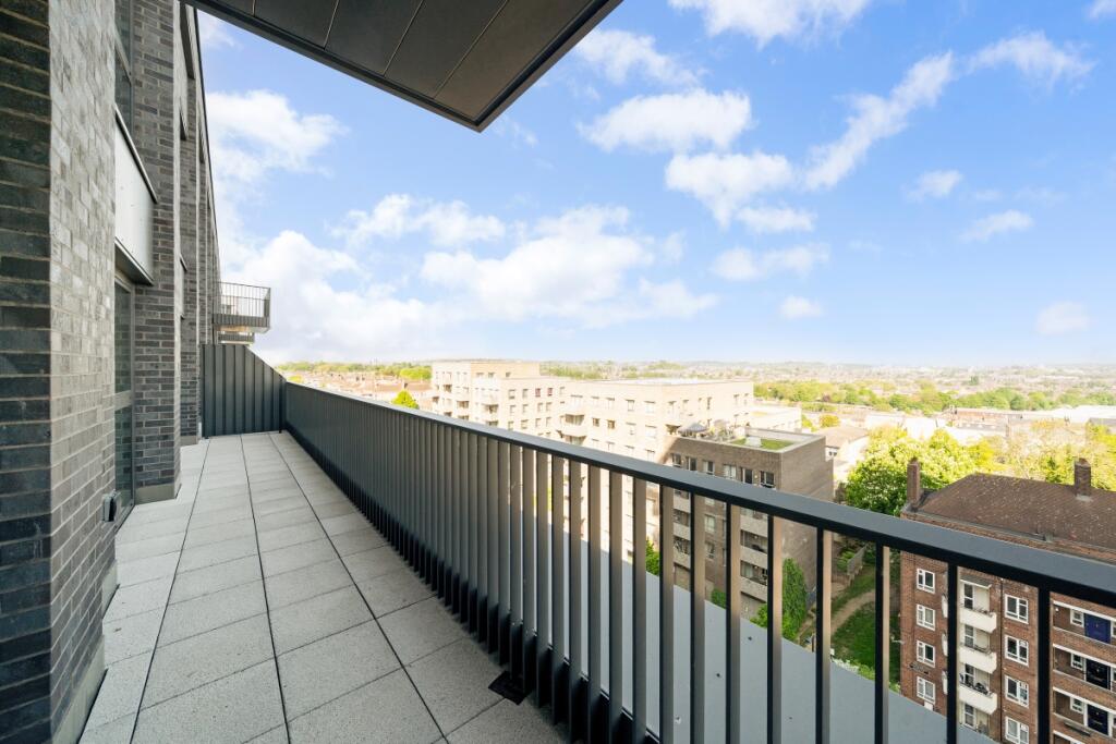 Darter Apartments