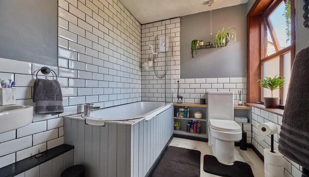 Family bathroom