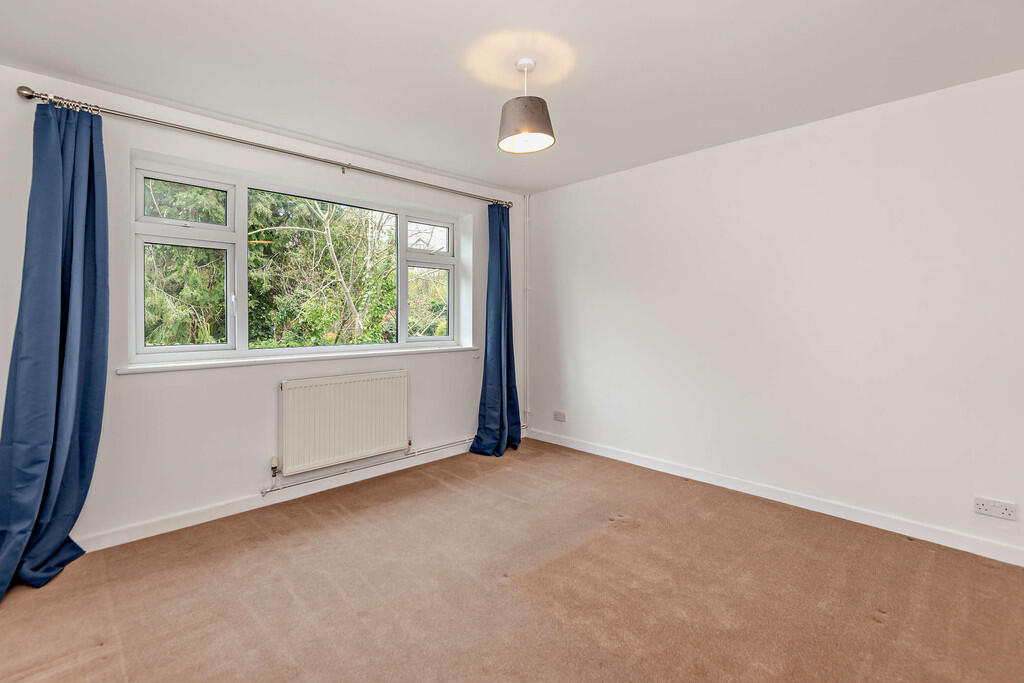 bedroom 1 Green S...