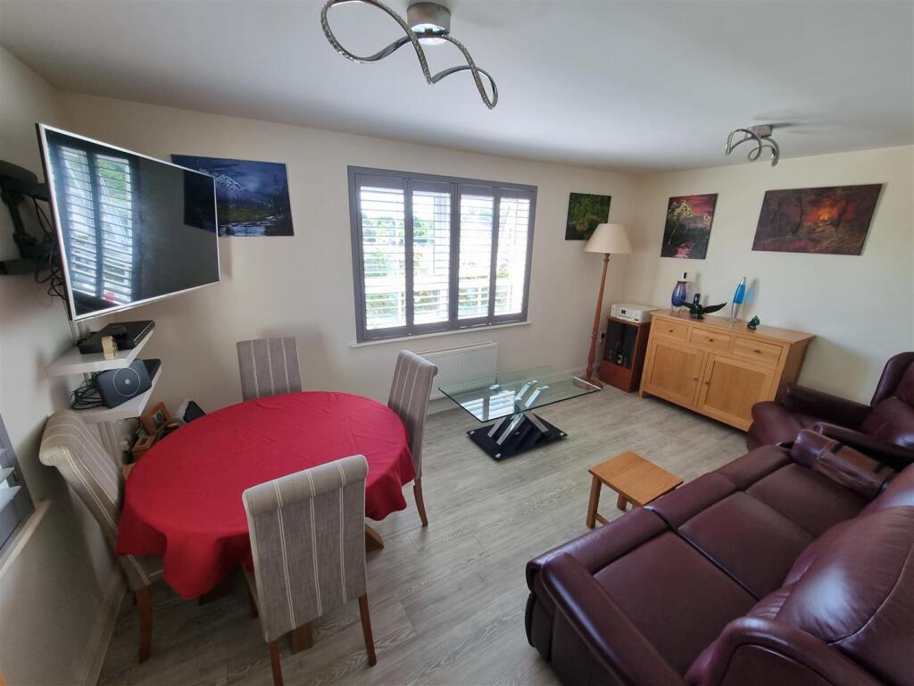 Sitting room.jpg