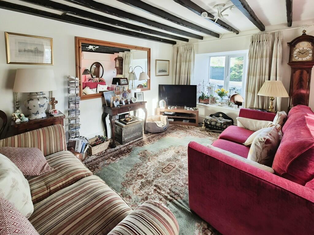 e9dc7513-10000158...