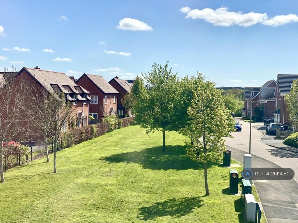 Outside View From Kitchen &amp; Lounge