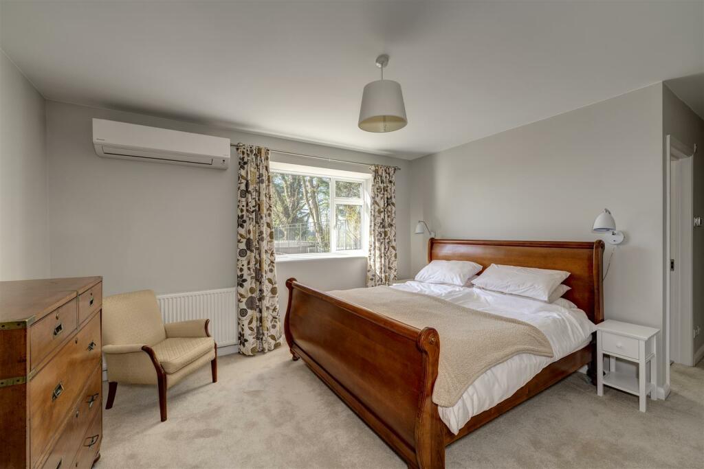 Hendre Hi Res 16.jpg
