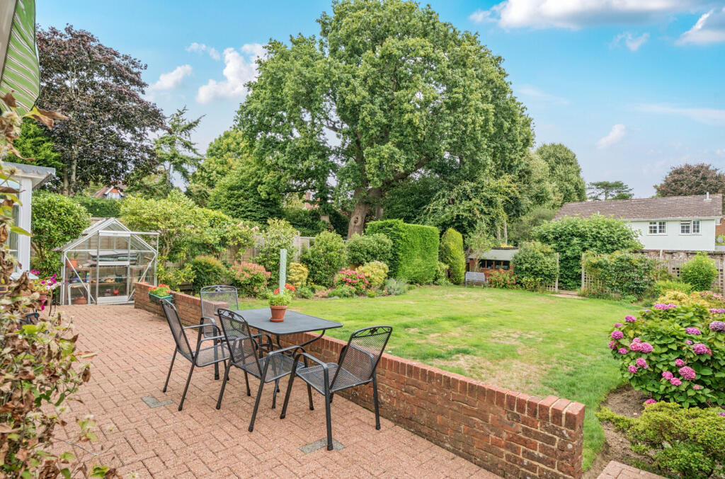 1334996-11-689496...