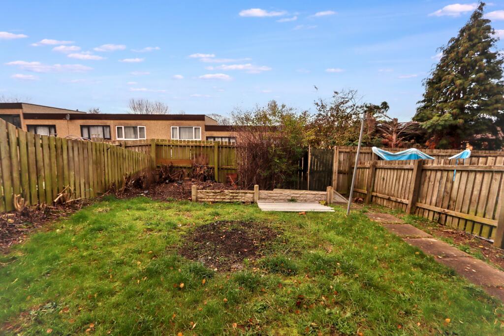 24 Park Spring Drive, Norfolk Park, Sheffield, South Yorkshire, S2 3RN