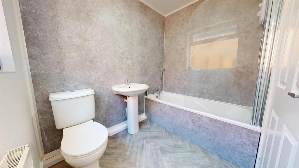 Bronte Street Bathroom