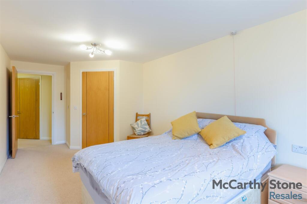 8635871-interior15.jpg