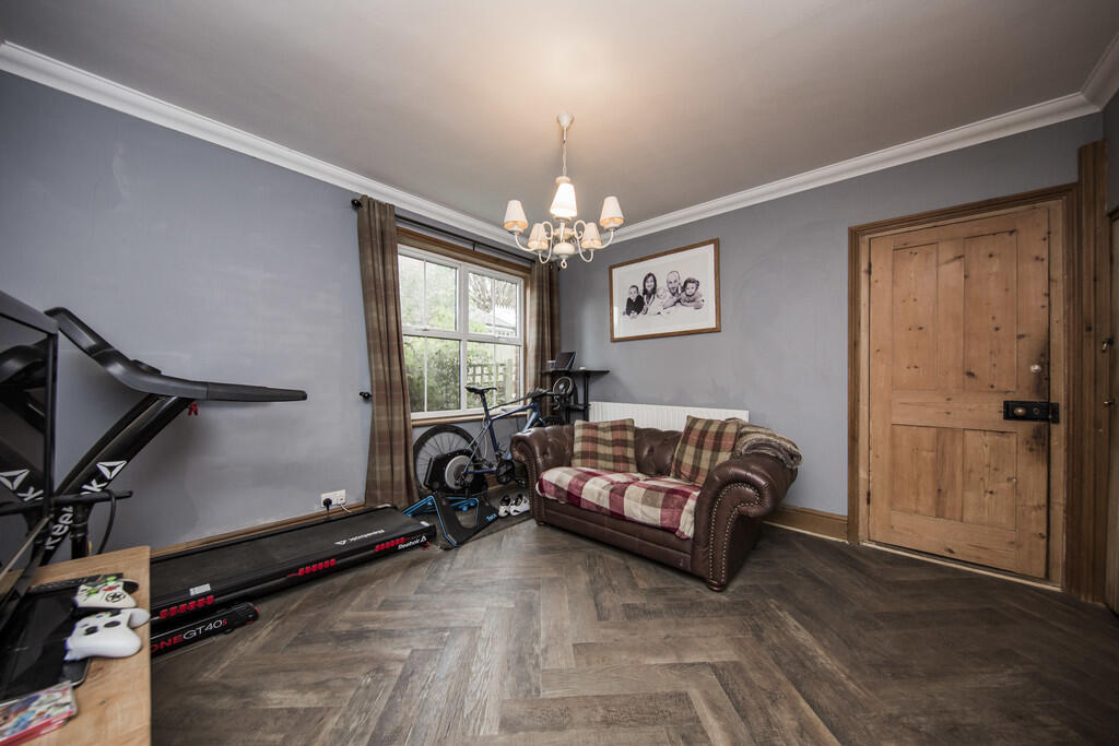 Family room 2