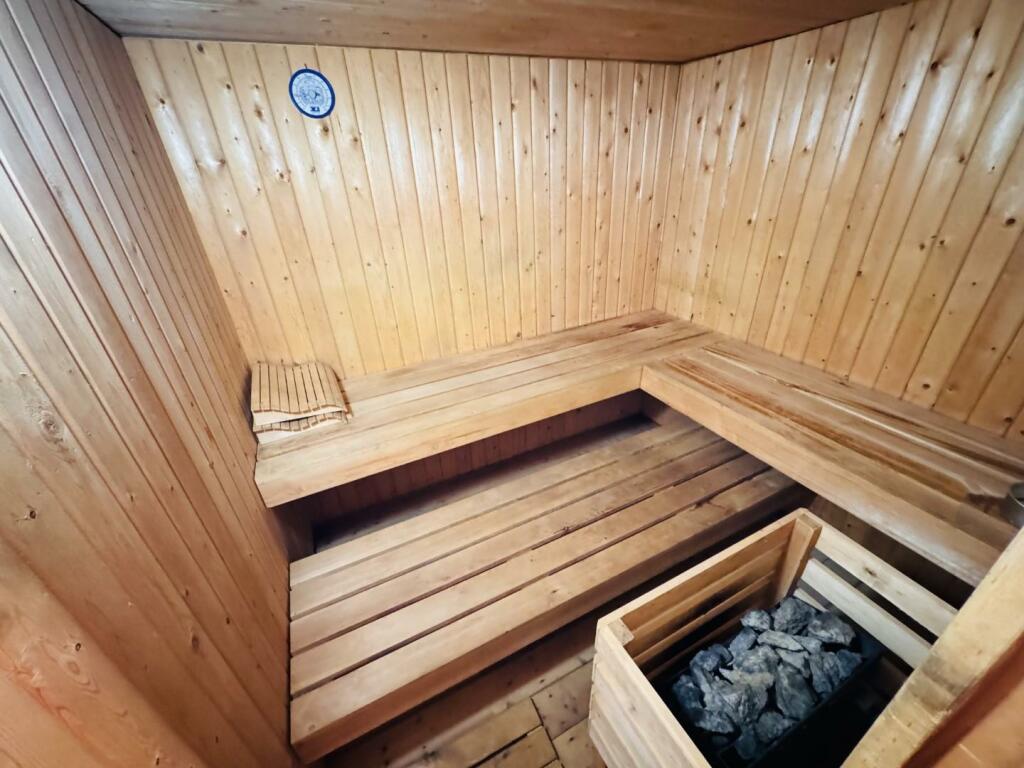 SAUNA