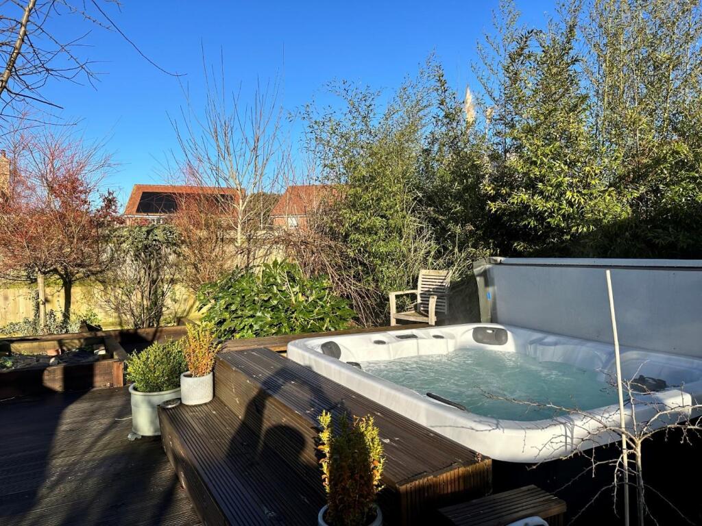 Hot Tub