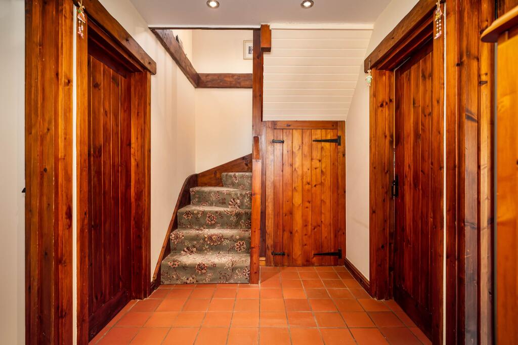 Entrance hallway 