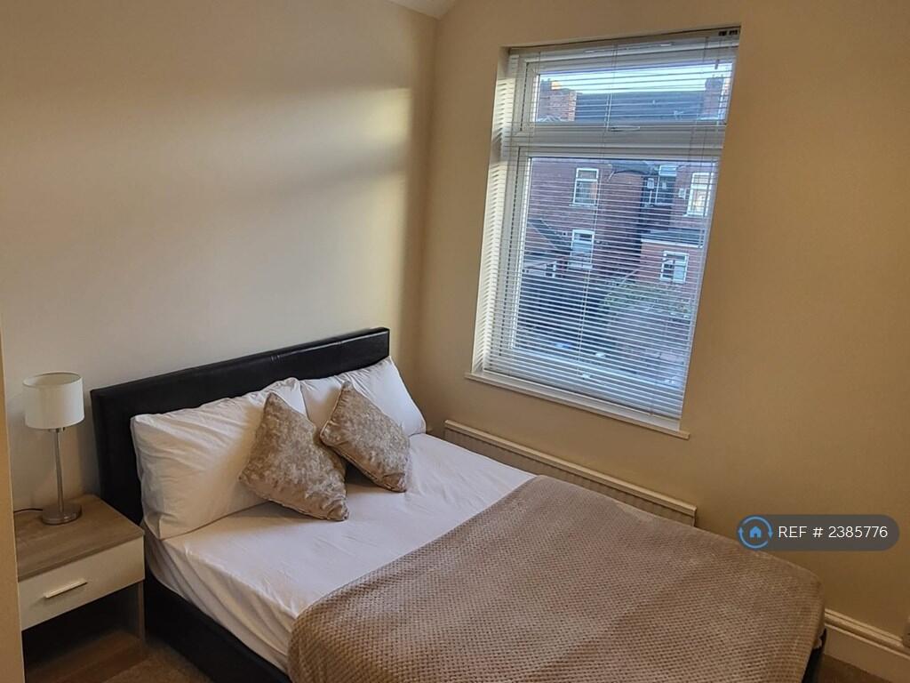 Room 2 - Let