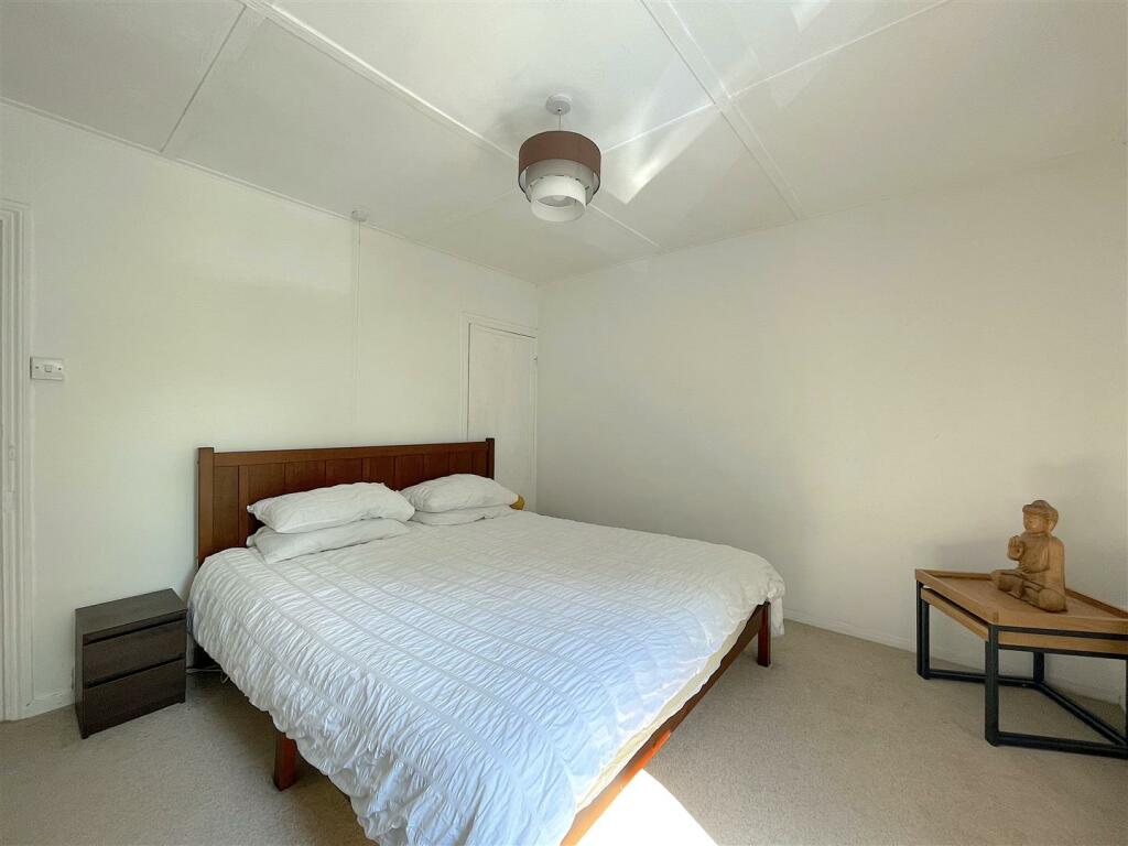 Bedroom One (2).jpeg