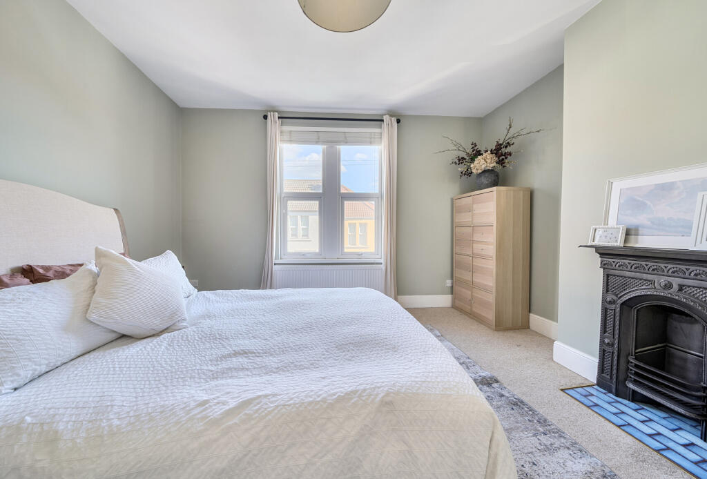 1324067-13-686e9f...