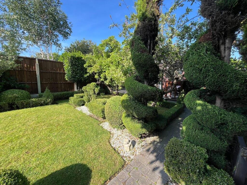 GARDEN