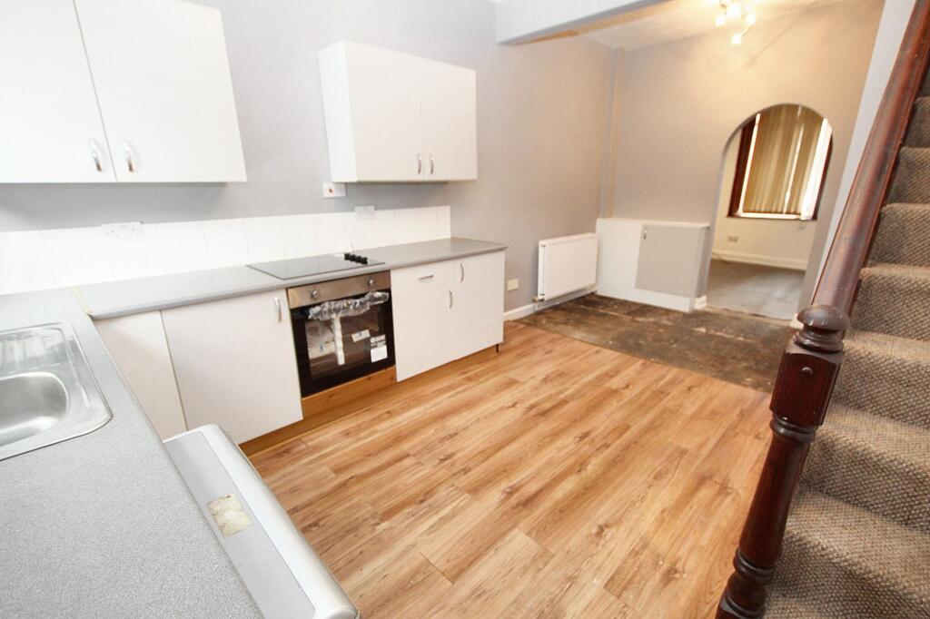 Dining kitchen