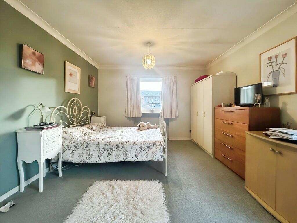 0ad9ea11-WhatsApp...