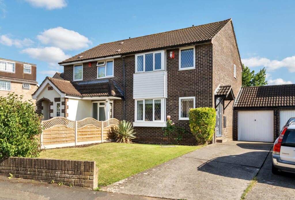 1313485-1-6859995...