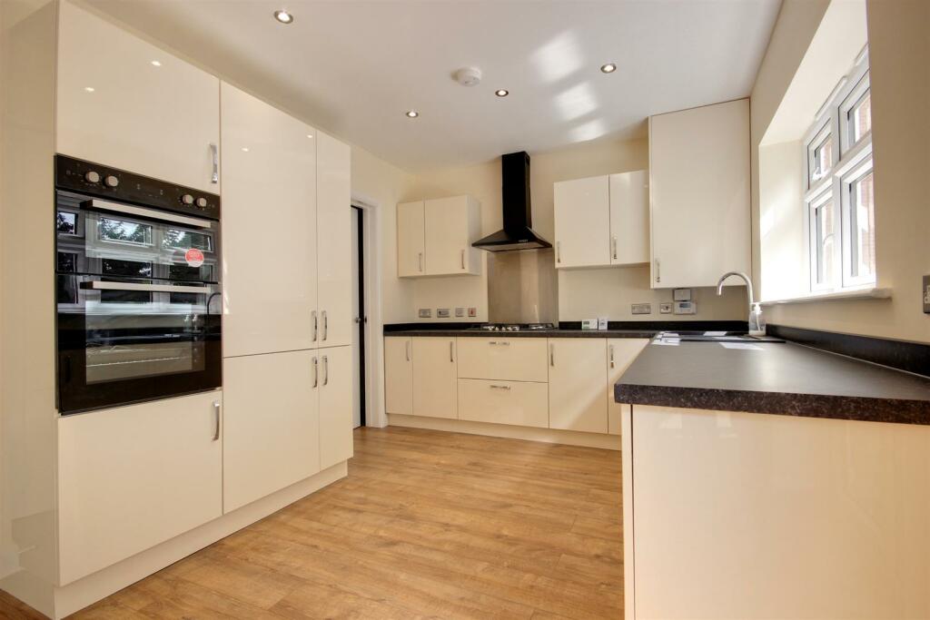 Modern Kitchen