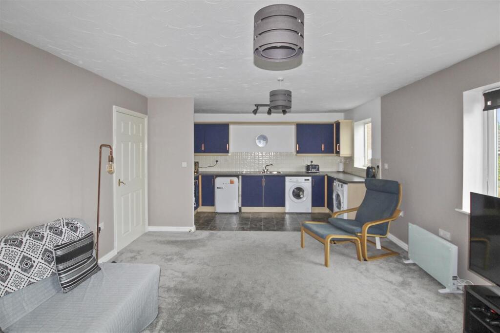 Rectory Gardens (4).jpg