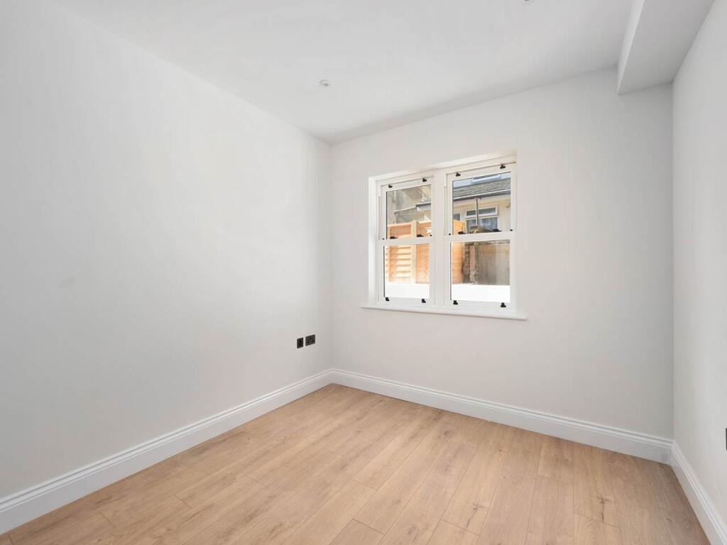 Flat 4 (3)